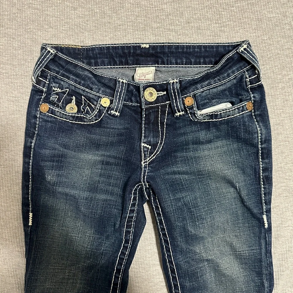 True Religion Joey Big T Dark Wash Denim Bermuda Shorts Women 27 White Stitching